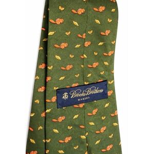 Brooks Brothers Makers Tie Mens 100% Silk Tie Green Beaver
